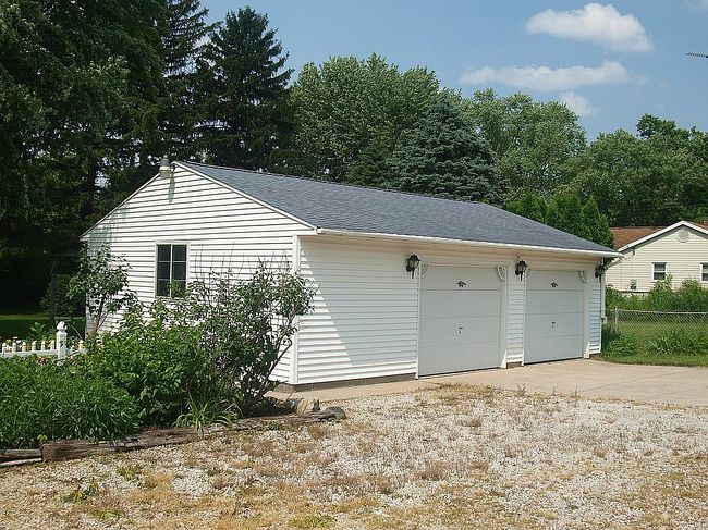 Photo of 353 S 4th St, Centerville, IN