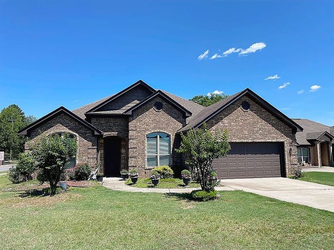 140 Bentley Cir, Little Rock, AR