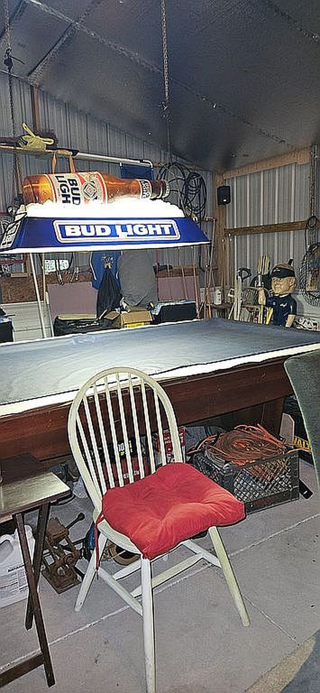 Image of 825 N Griffith Ave