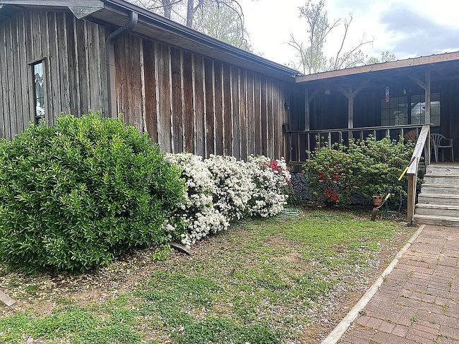 Image of 3115 Riverside Dr