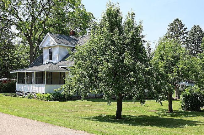 Image of 6029 Walnut St