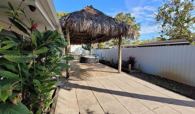 Image of 1715 Sw 102nd Ct