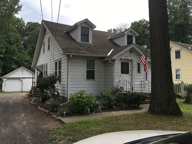 Photo of 598 Feura Bush Rd, Glenmont, NY