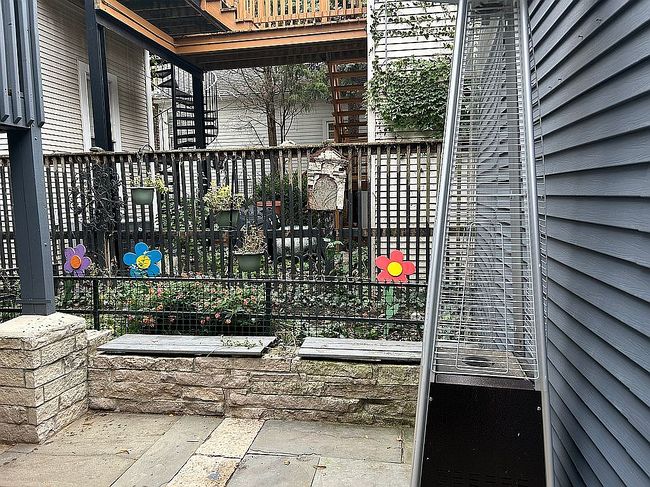 Image of 417 W Eugenie St