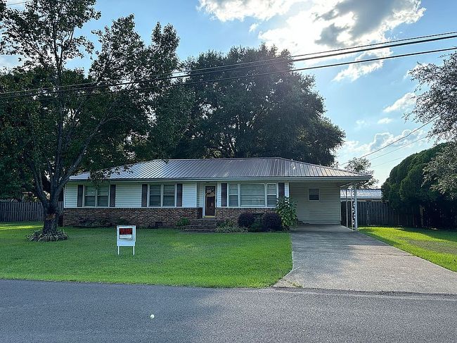 Image of 10204 Meadowood Dr