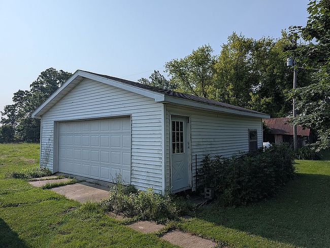 Photo of 6725 W Collins Rd, Henderson, MI