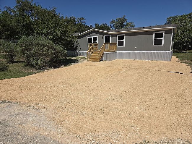 Photo of 269 E Clark St, Canyon Lake, TX