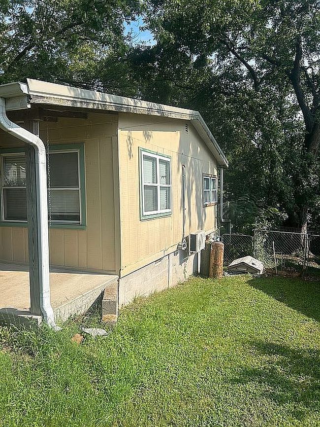Image of 29850 Bobcat Dr