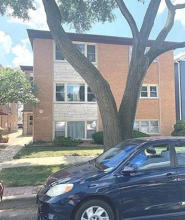 Photo of 7335 W Fullerton Ave Apt 1Sw, Elmwood Park, IL