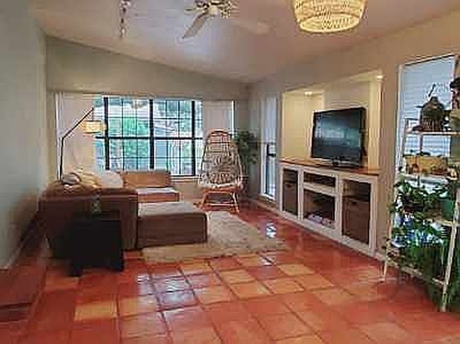 Photo of 11108 Henge Dr, Austin, TX