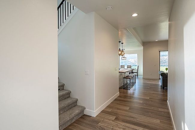 Image of 4841 Tillamook Dr