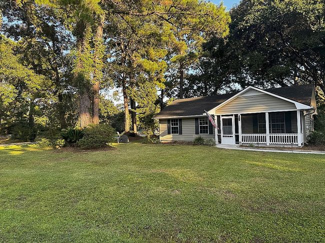 Additional photo 3 of property located at 61 Blacksmith Cir