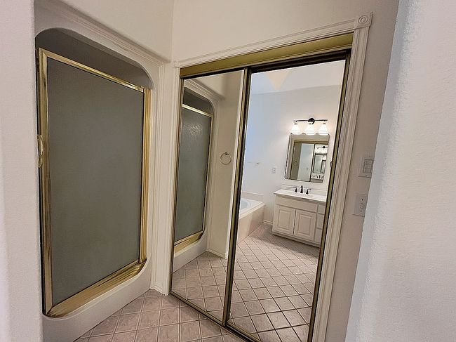 Preview of property located at 1509 E Dover St