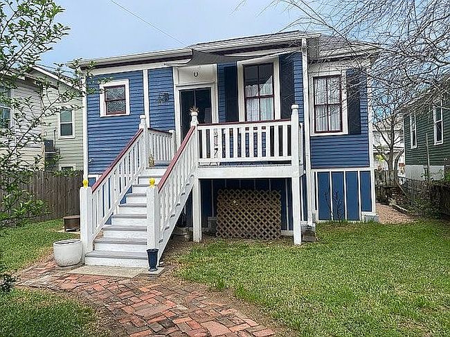 Image of 917 Ball St #H