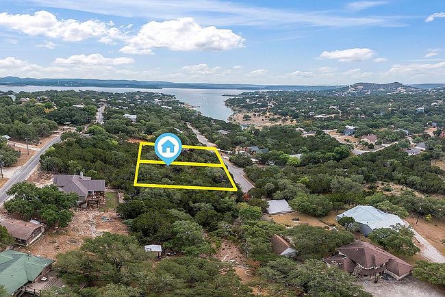 Photo of 375 Bridget Dr, Canyon Lake, TX