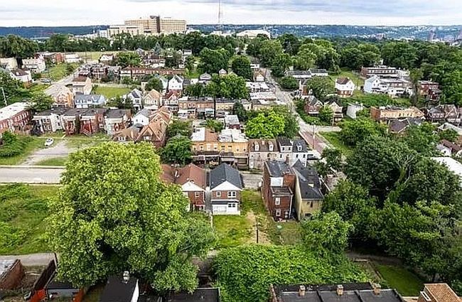 Photo of 807 Bryn Mawr Rd, Pittsburgh, PA