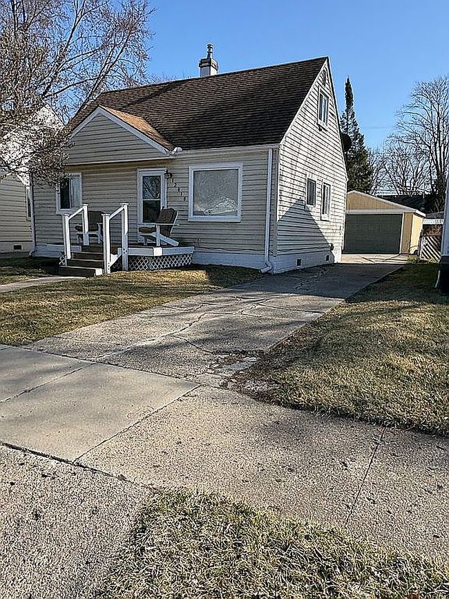 Image of 12818 Sherman Ave