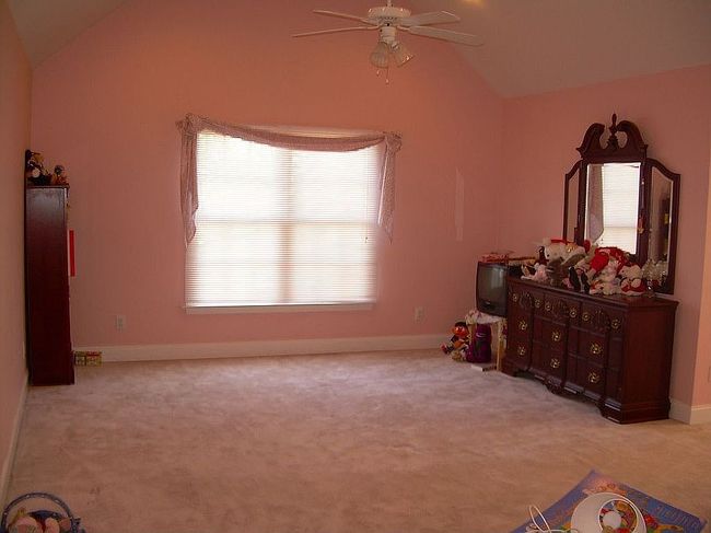 Photo of 5350 Oxford Rd, Chatham, VA