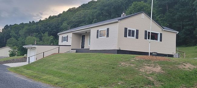 Photo of 4769 Hyndman Rd, Buffalo Mills, PA