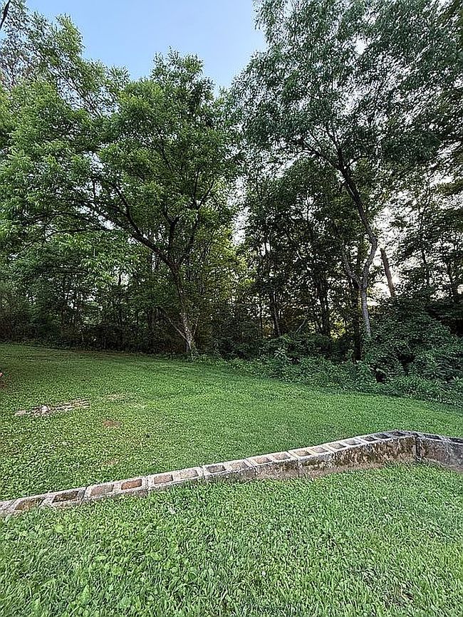 Image of 231 N Brooks St