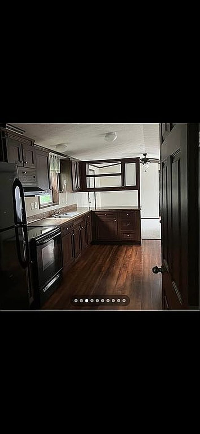 Photo of 303 Walnut St, De Kalb, MO