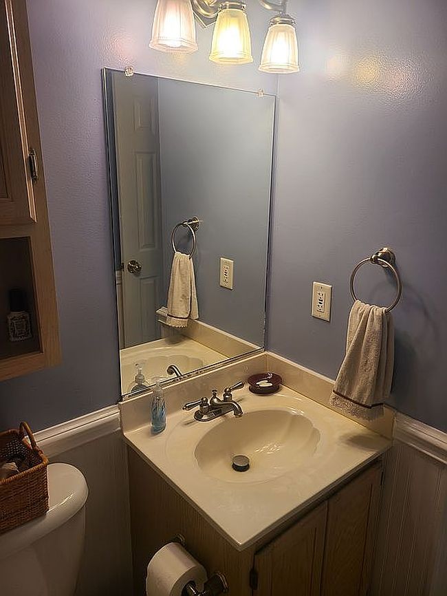 Image of 375 Callis Wharf Rd #204