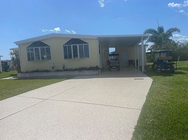 Image of 776 Fairmount Dr