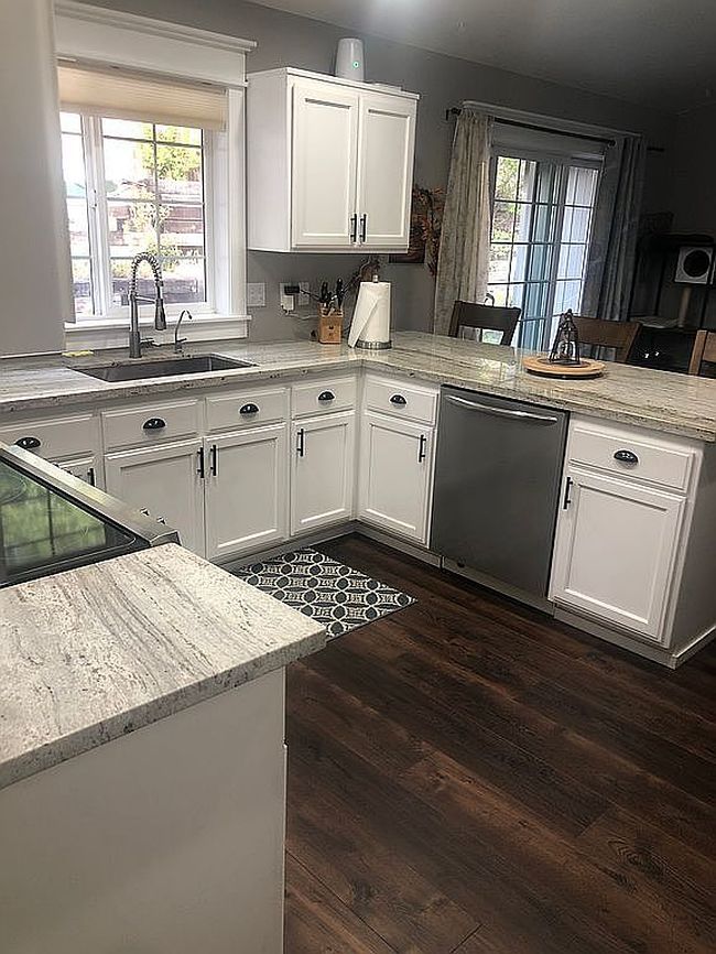 Photo of 1180 Nw F St