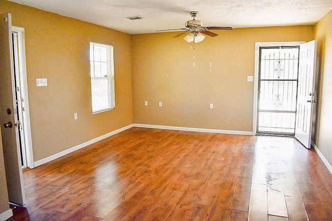 Image of 119 N Louisiana Ave
