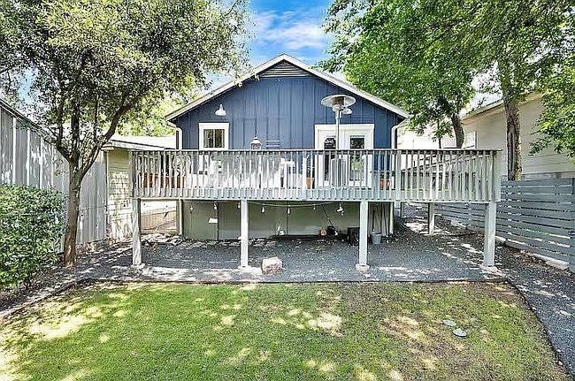 Photo of 1809 W 10th St, Austin, TX