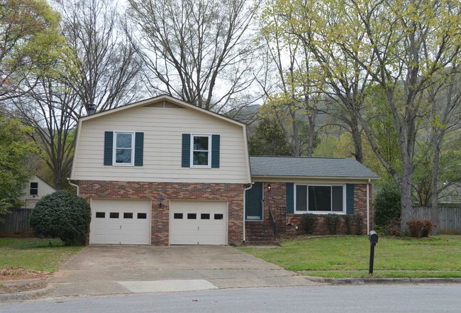 Preview of property located at 14009 Siniard Cir Se