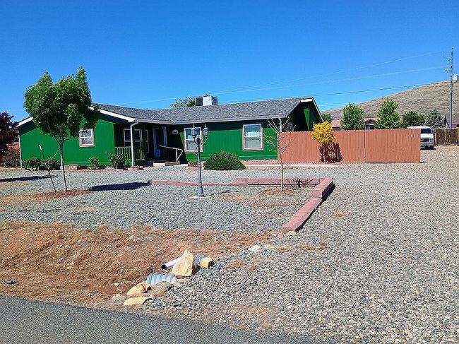 Additional photo 3 of property located at 2840 N Meadowlark Dr