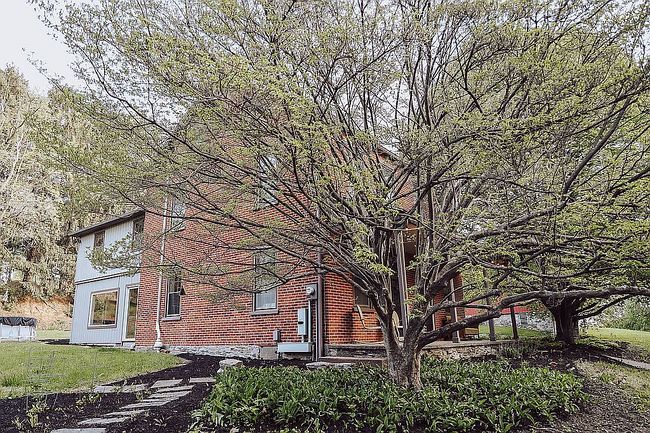 Image of 1162 Clay Rd