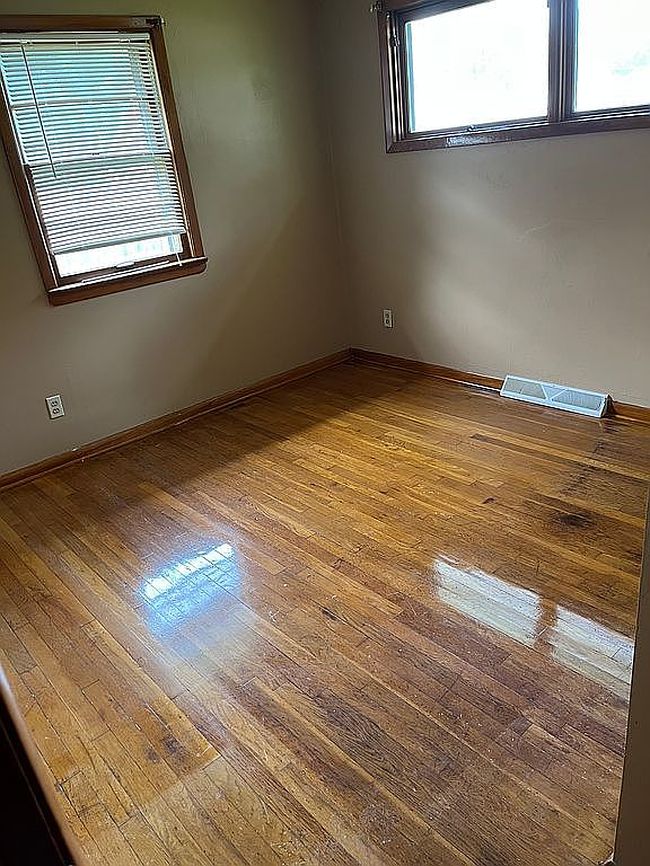 Photo of 4805 Toledo Ave, Lorain, OH