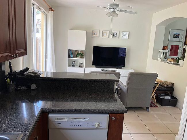 Photo of 14981 Sw 8th Ter, Miami, FL
