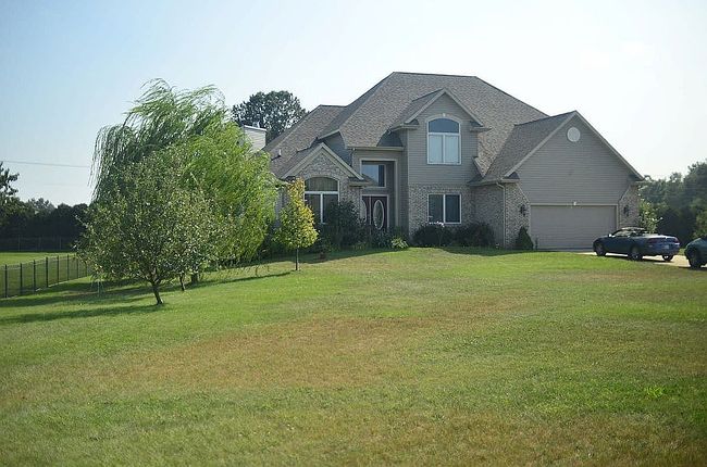 Photo of 57471 Cabriolet Ct, Elkhart, IN