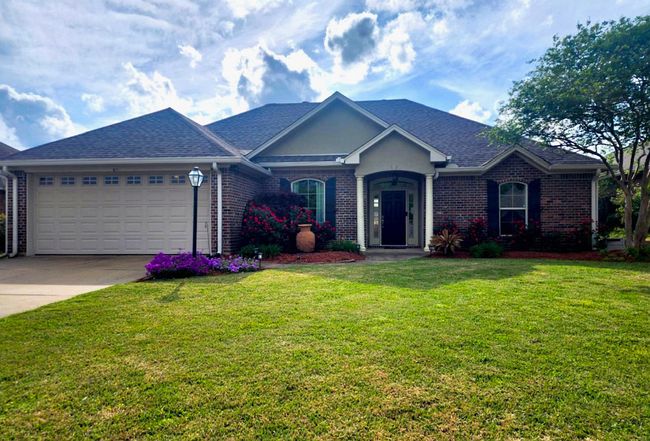 Additional photo 2 of property located at 106 Watson Circle