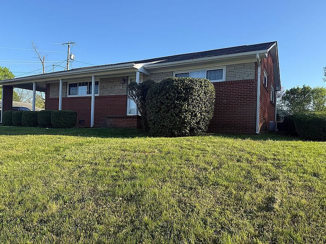 1822 Eastern Ave, Morristown, TN