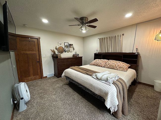 Additional photo 3 of property located at 339 Loomis Ave