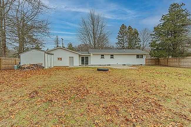 Photo of 2365 Timberlane Ave, Muskegon, MI
