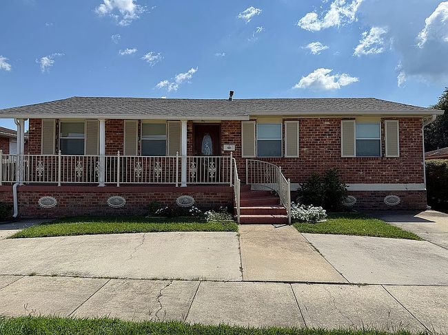 Photo of 2912 Brookwood Dr