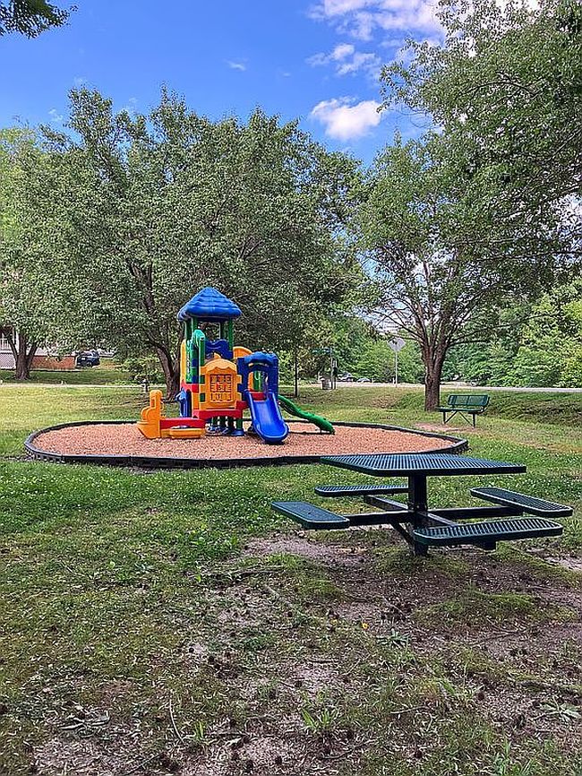 Image of 4828 Cedar Cliff Rd
