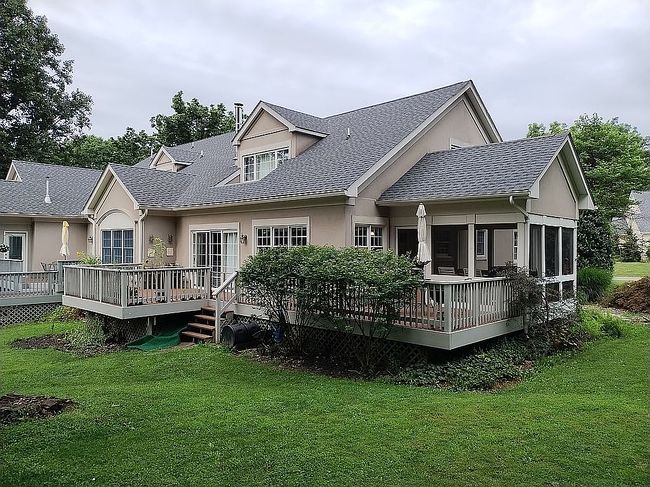Photo of 49 S Tamarac Dr, Shepherdstown, WV