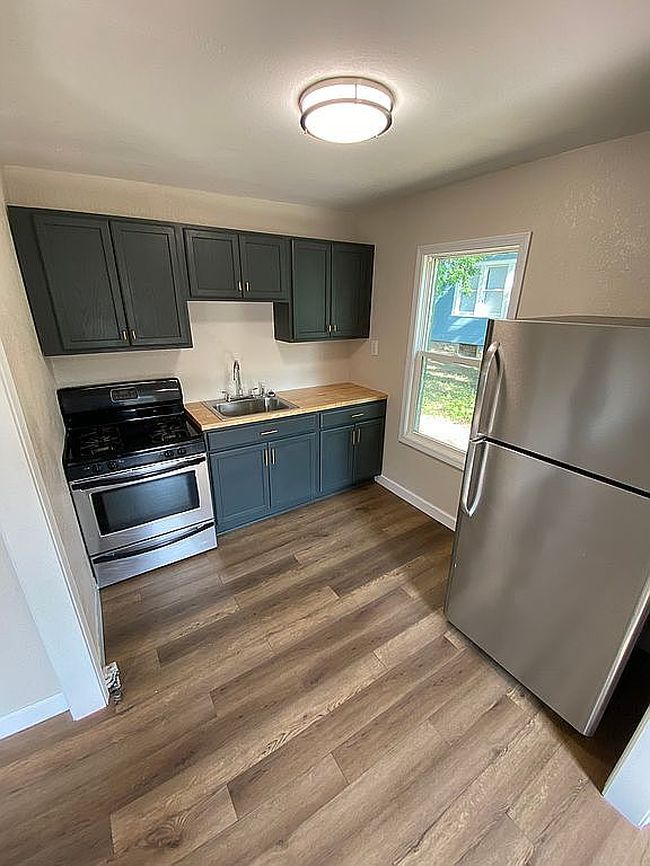 Photo of 1520 S Appleton Ave, Independence, MO