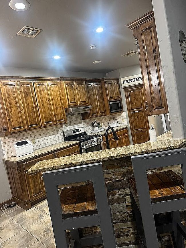 Photo of 11586 W Highway 9 #C, Stigler, OK