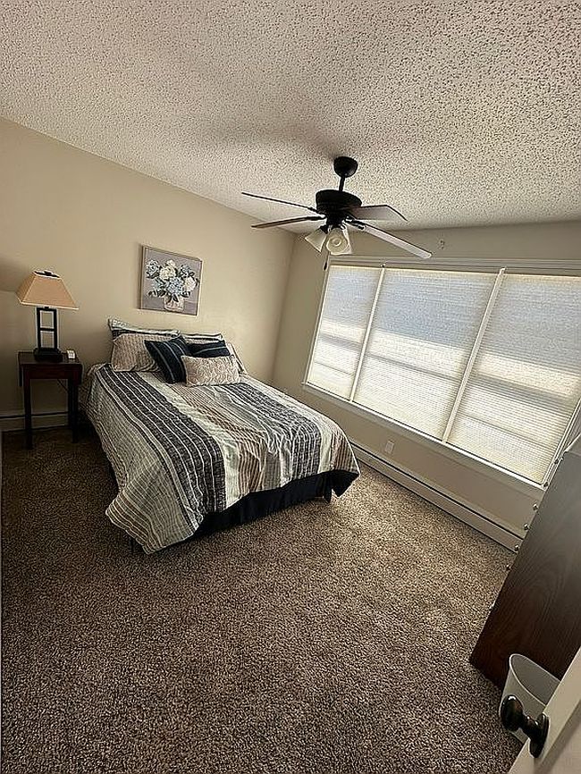 Image of 1030 Riverview Ave
