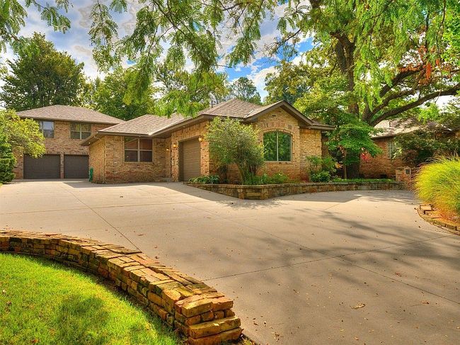 Additional photo 1 of property located at 1031 S Flood Ave