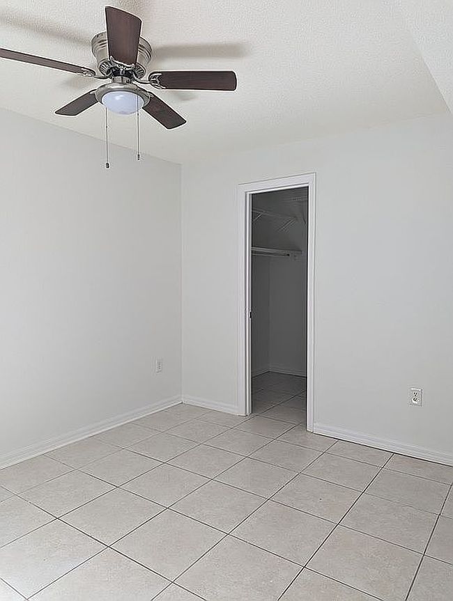 Photo of 141 Fernery Rd Apt D1, Lakeland, FL