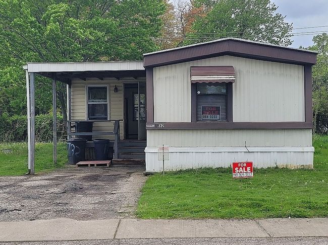 Photo of 1732 Robin Cir #95, Ashtabula, OH