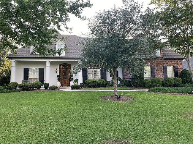 Image of 423 Bridalwood Dr